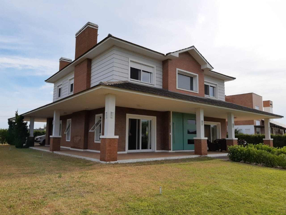 Condomínio Náutico Lagoa do Passo - Atlântida Sul - Casa em Estilo ...